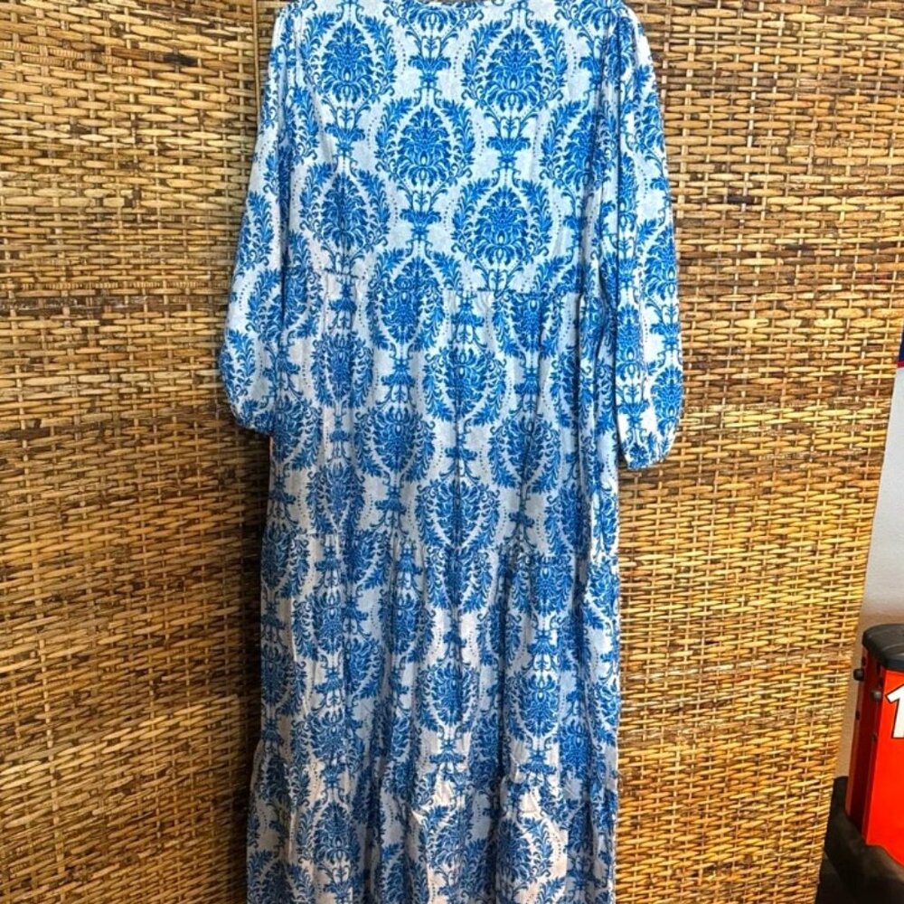 White and Blue Maxi Dress XL